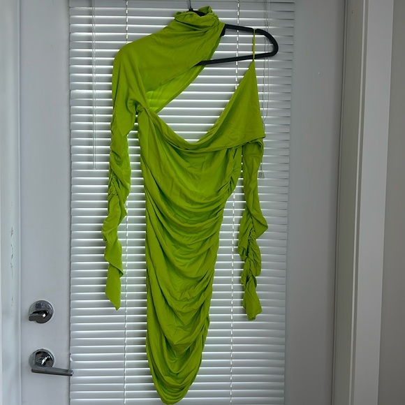 Asymmetric dress (Mugler x HM) - Picture 5 of 11